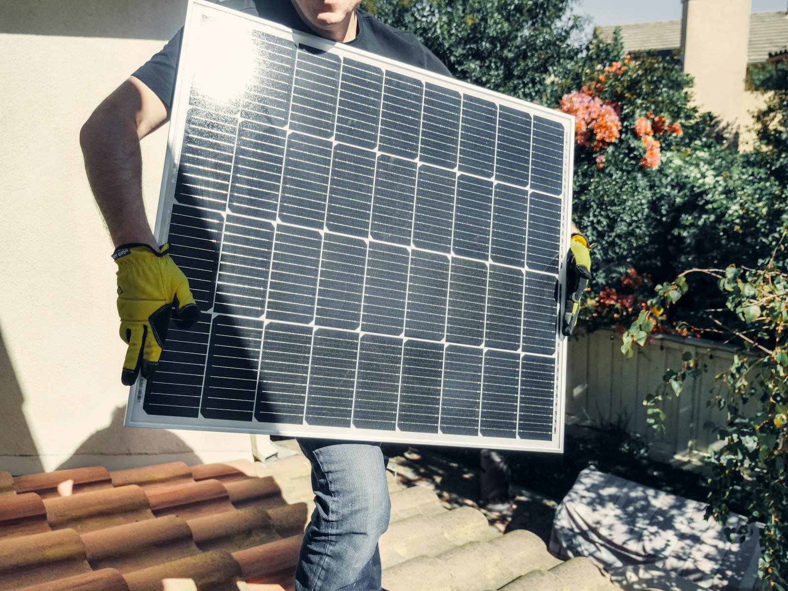 Understanding How Solar Panels Impact Your Electric Bill