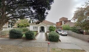 Kew East