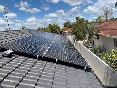 The Complete Bros – Solar